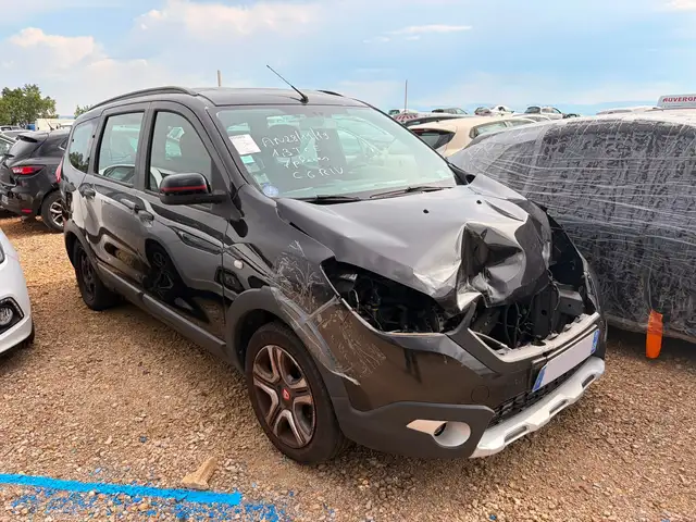 Dacia Lodgy Lodgy 1.3 TCe 130 Techroad 7 Places / FL092