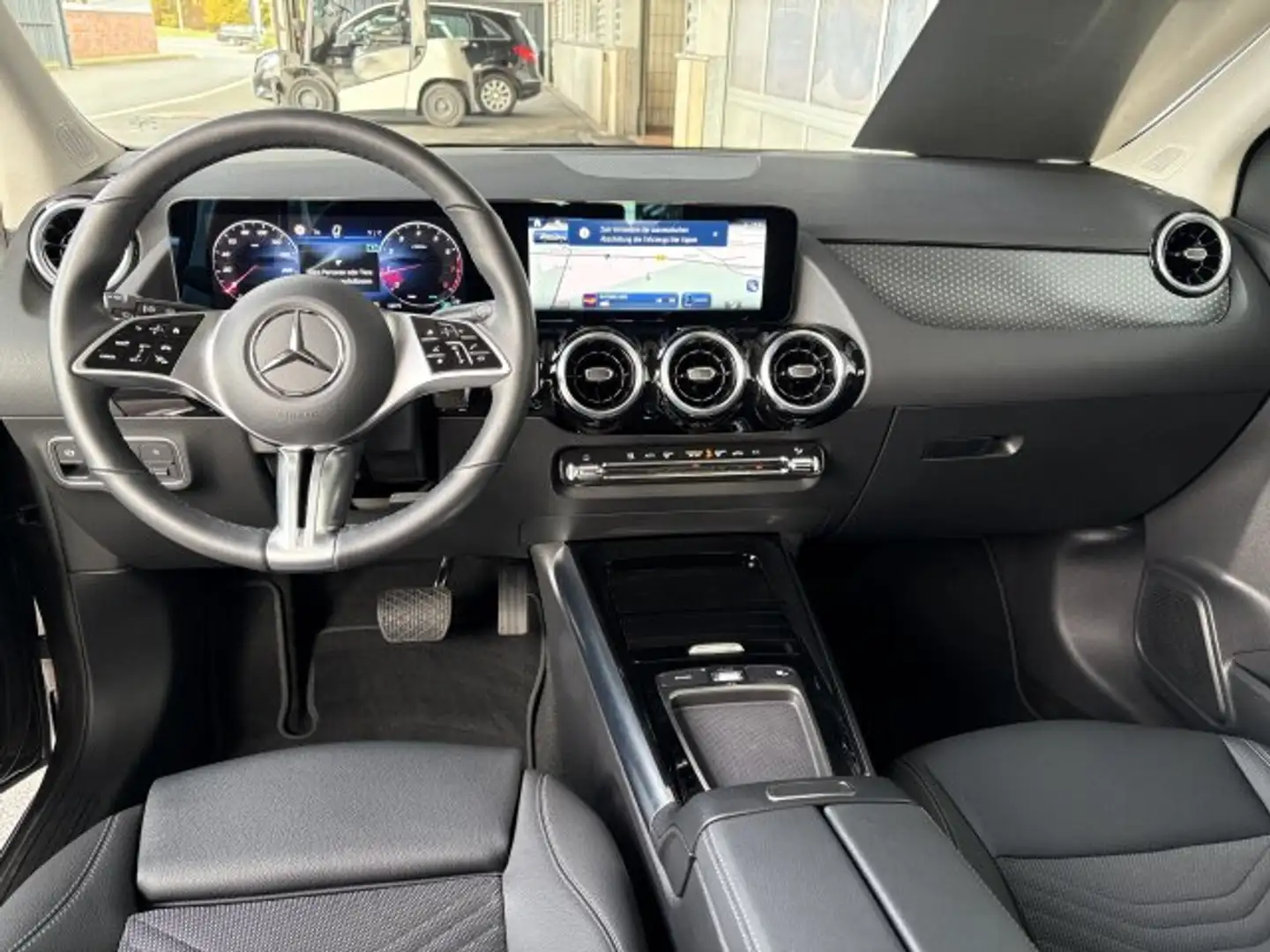 Mercedes-Benz B 180 B 180 Progressive Advanced AHK Kamera LED e.Heck Gris - 2