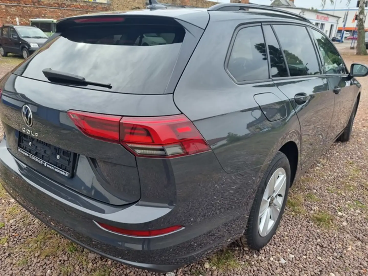 Volkswagen Golf Variant VIII KLIMAAUTOMATIK NAVI FRONTKAMERA Grau - 2