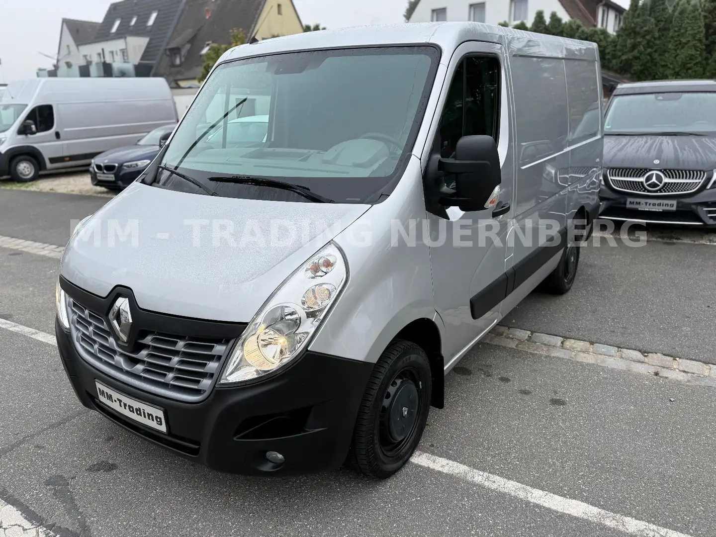 Renault Master MASTER 2.3 DCI-KASTEN l1H1-KLIMAAUT.-NAVI-EU6 Silber - 1