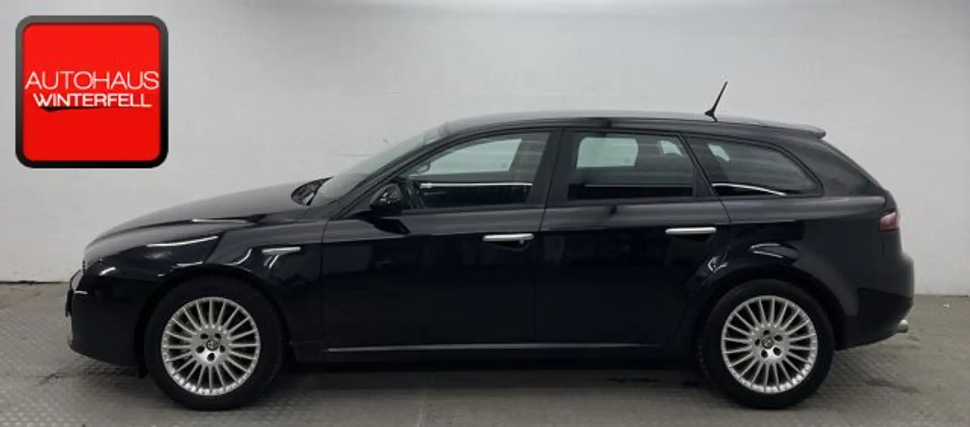 Alfa Romeo Alfa 159 MEDIUM 1.9 JTD 8V TEMPOMAT+KLIMA+ Black - 2