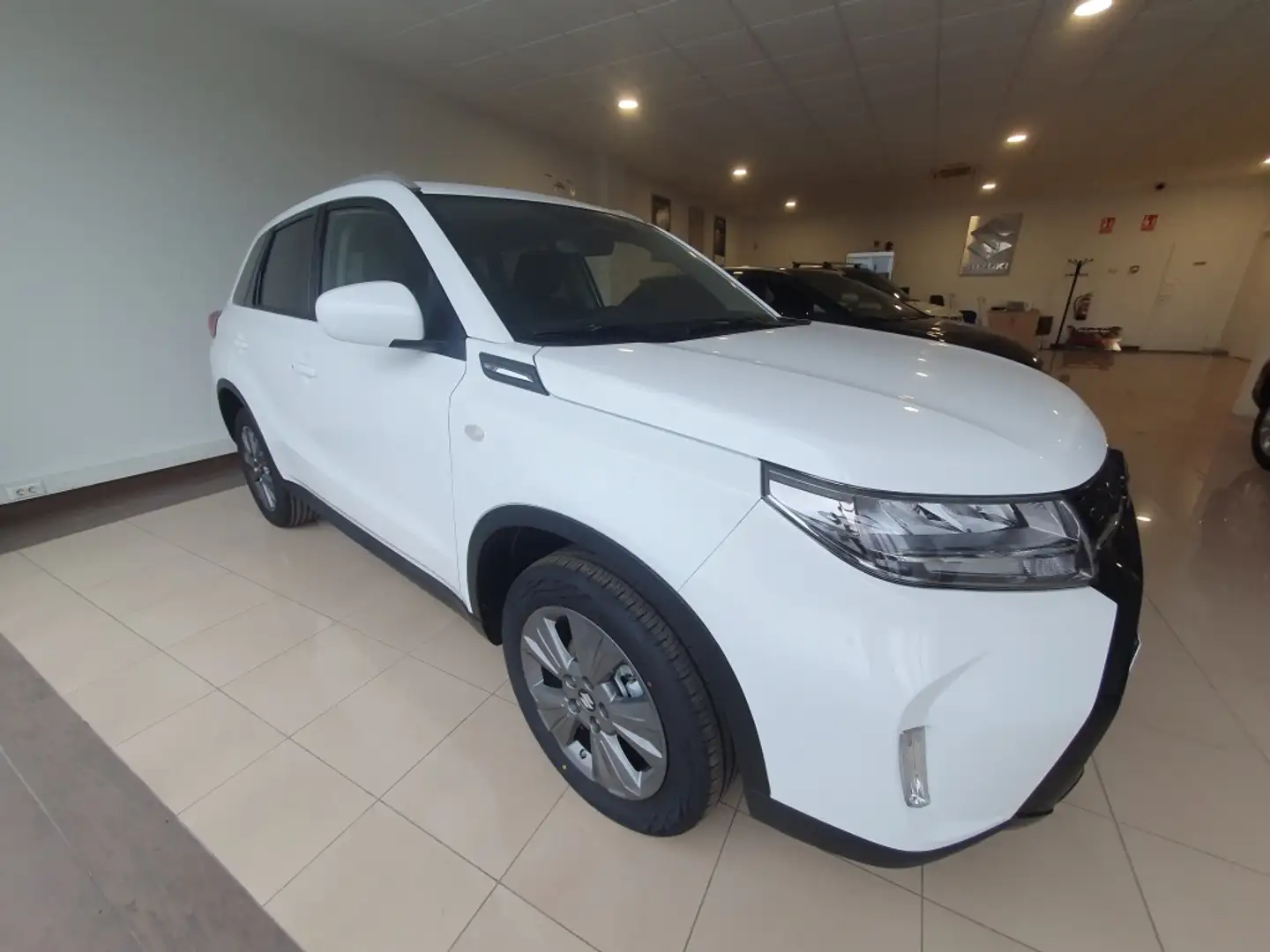 Suzuki Vitara 1.4T Mild Hybrid S2 Blanco - 2