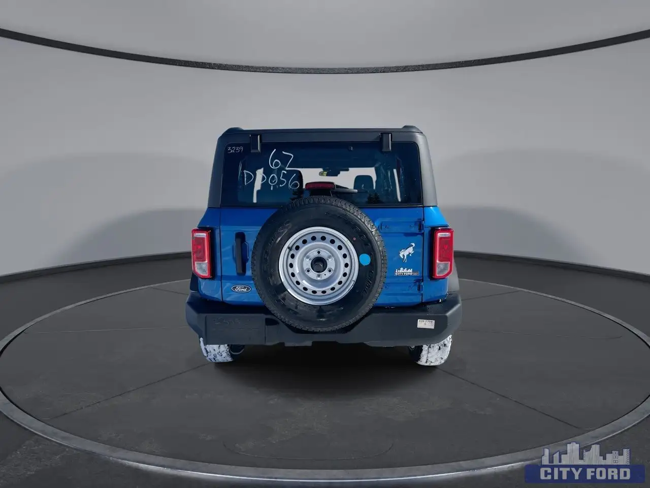 Ford Bronco снимка Ford Bronco
