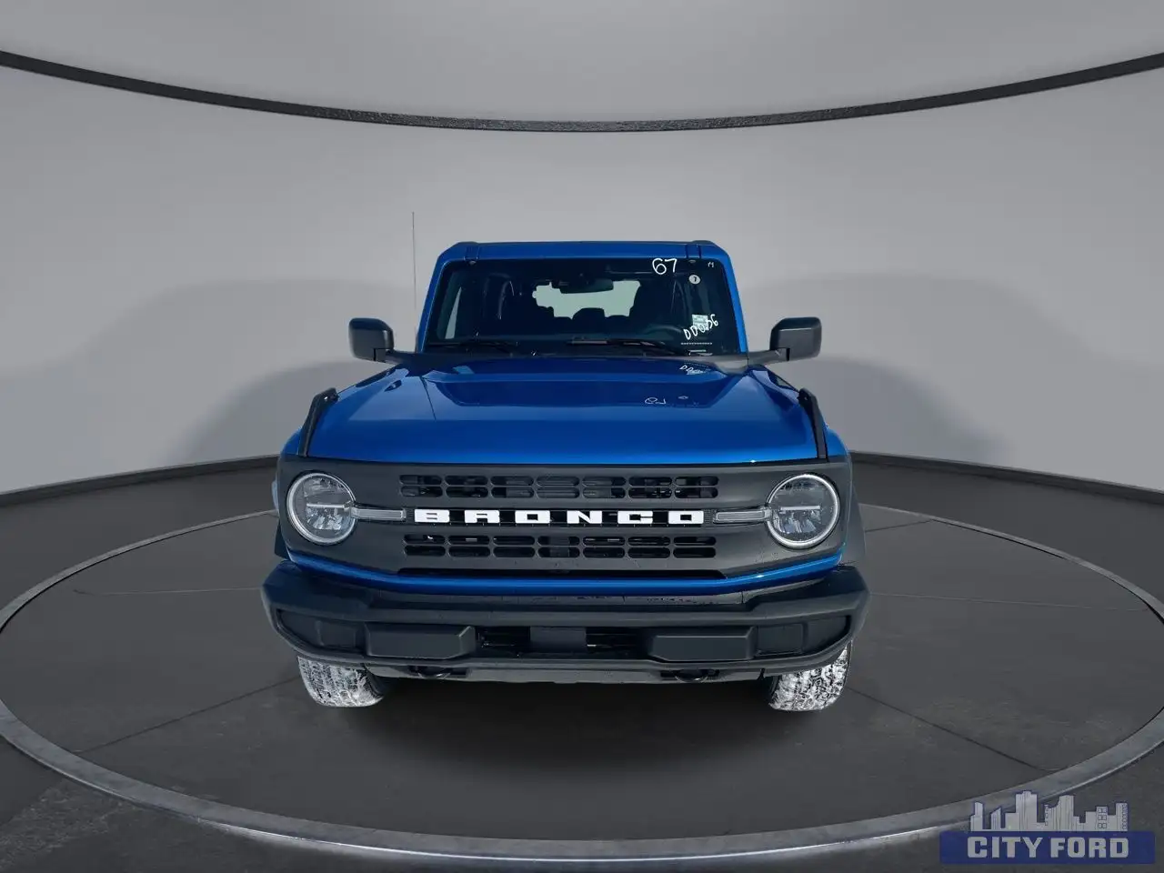 Ford Bronco снимка Ford Bronco