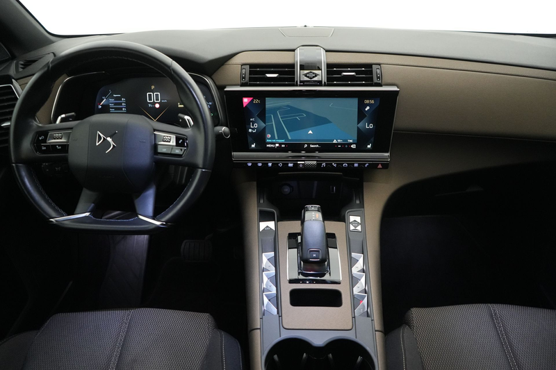 DS Automobiles DS 7 1.5 EAT8 BlueHDi Bastille XENON GPS PDC CAM Keyles — photo 13