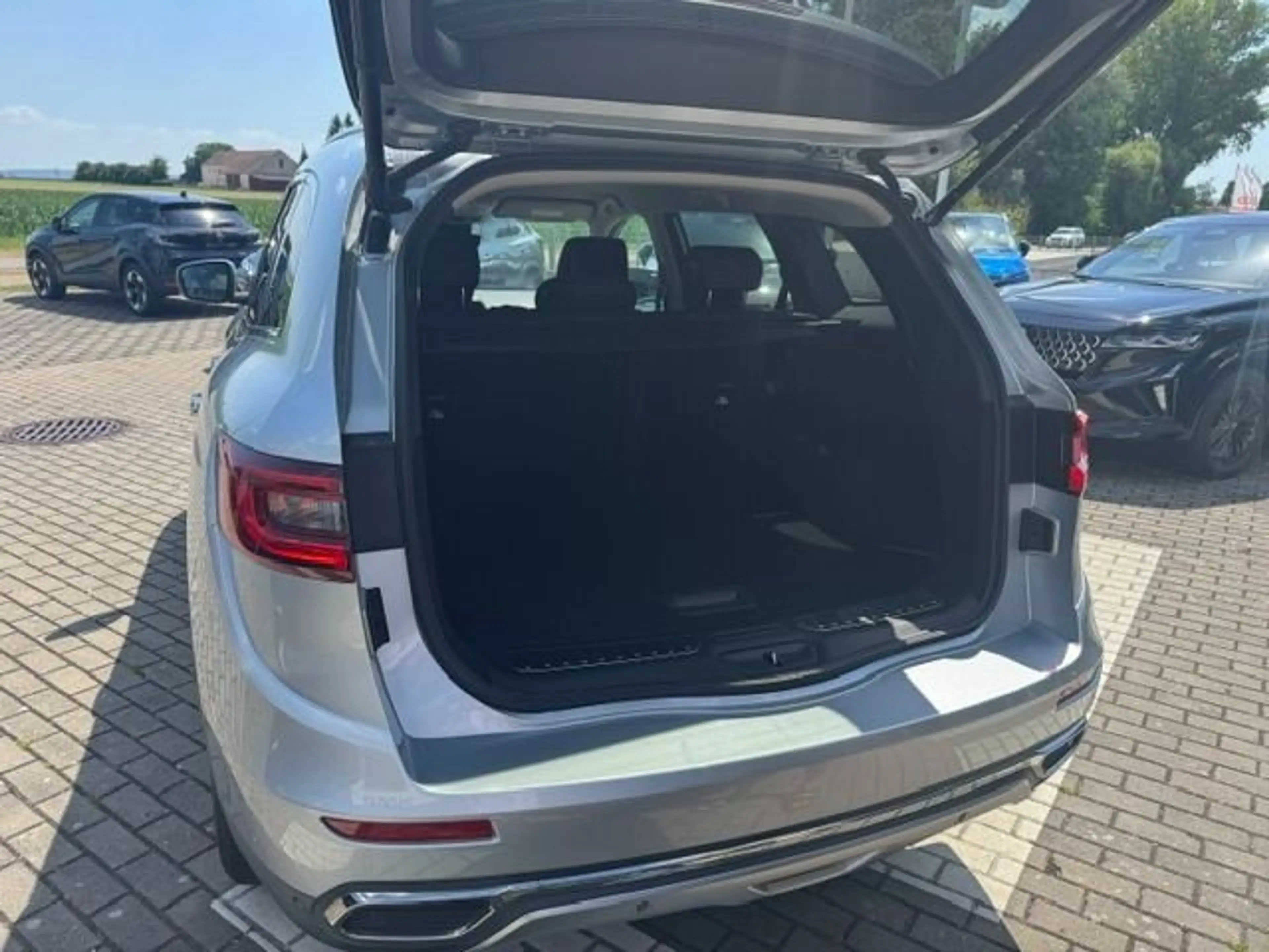 Renault Koleos II 2.0 BLUE dCi 185 Intens 4WD — photo 4