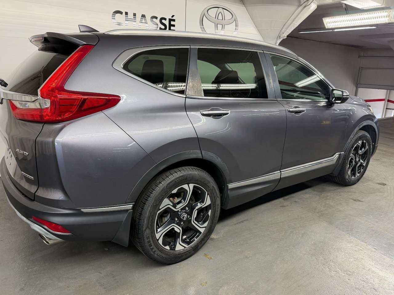 2018 Honda CR-V TOURING *CUIR+TOIT PANORAMIQUE+NAVIGATION* JAMAIS — снимка 1