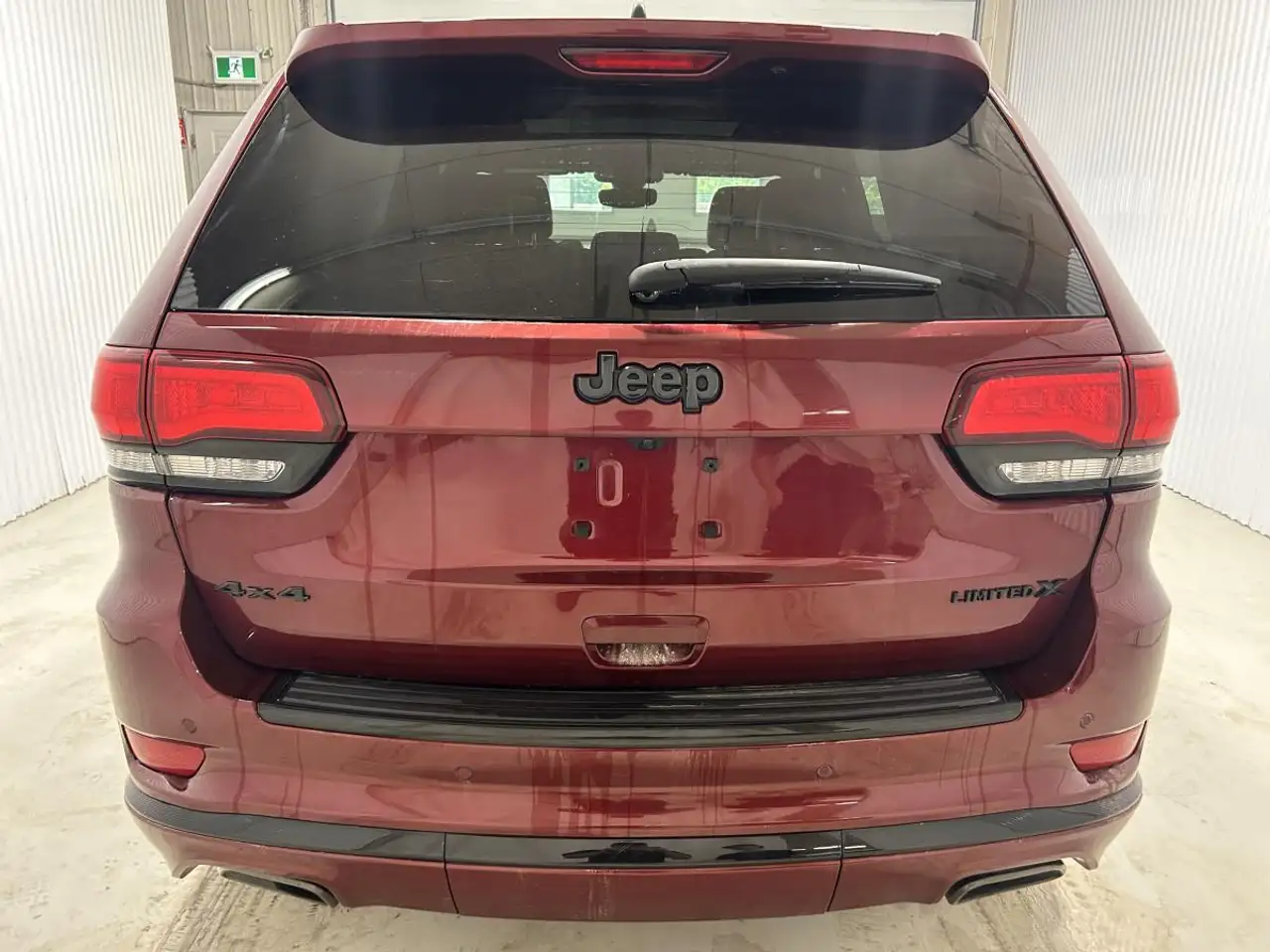 Jeep Grand Cherokee снимка Jeep Grand Cherokee