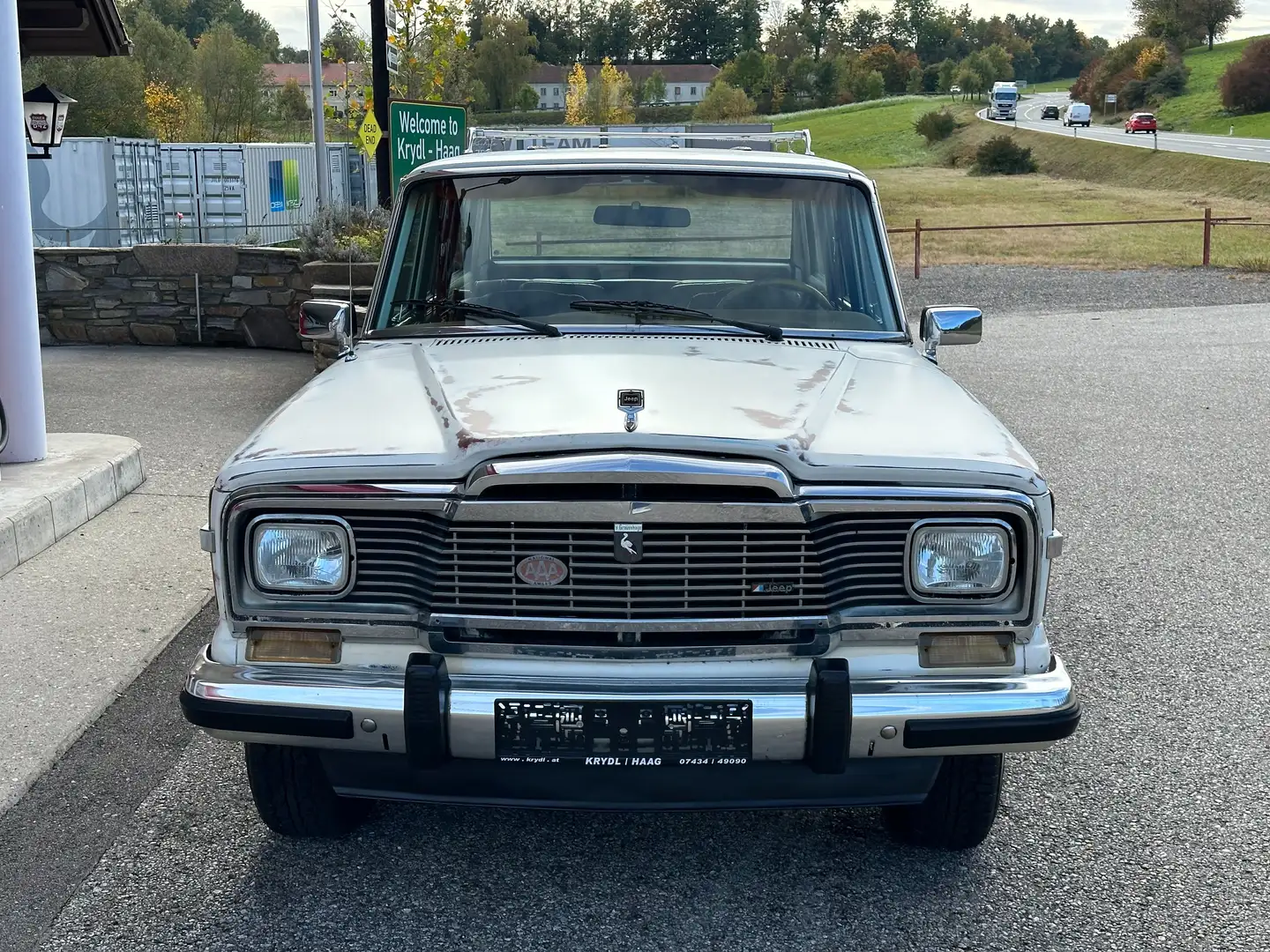 Jeep Wagoneer V8 Aut. / TOP / White - 2