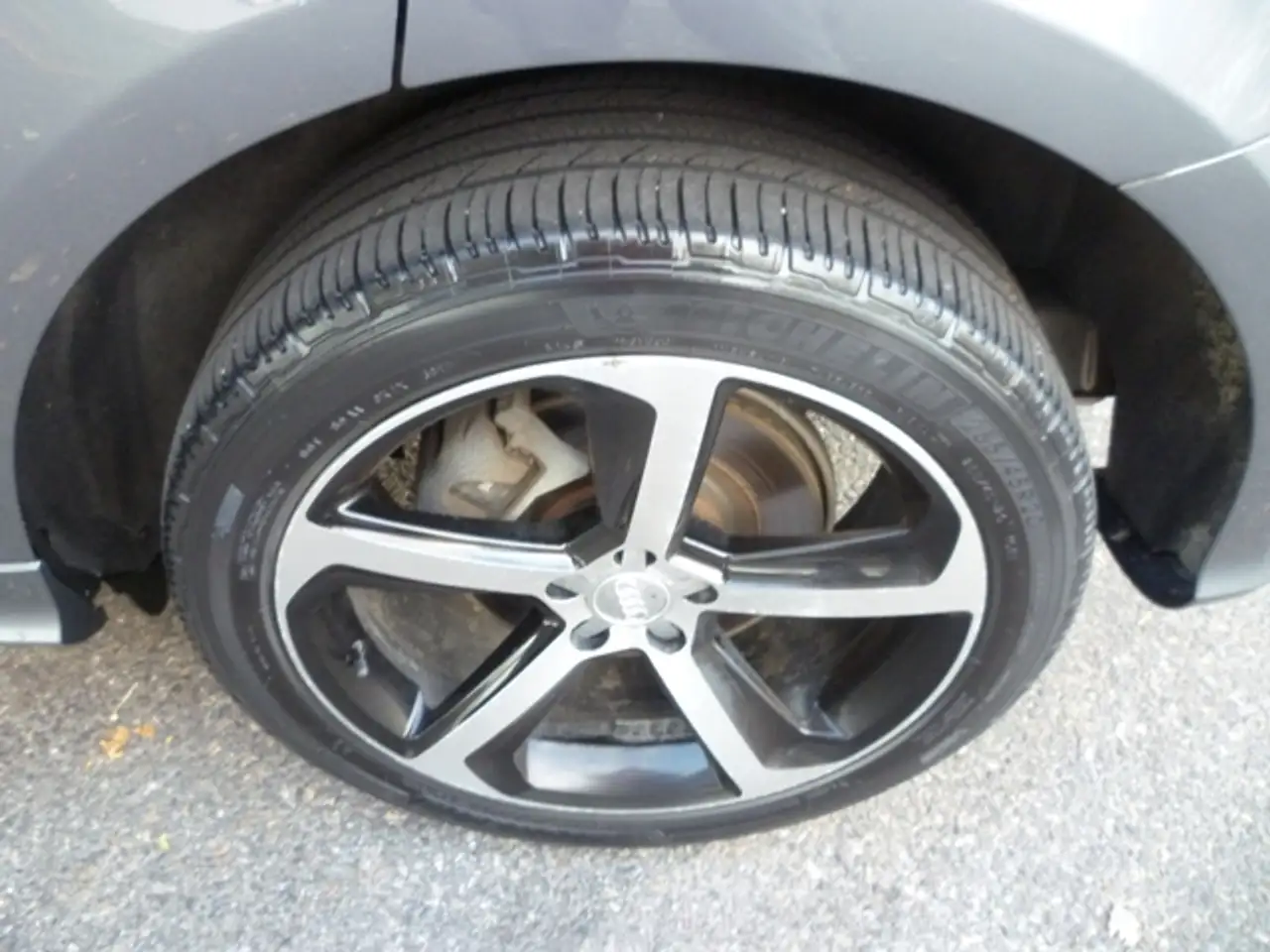 Audi Q5 снимка Audi Q5