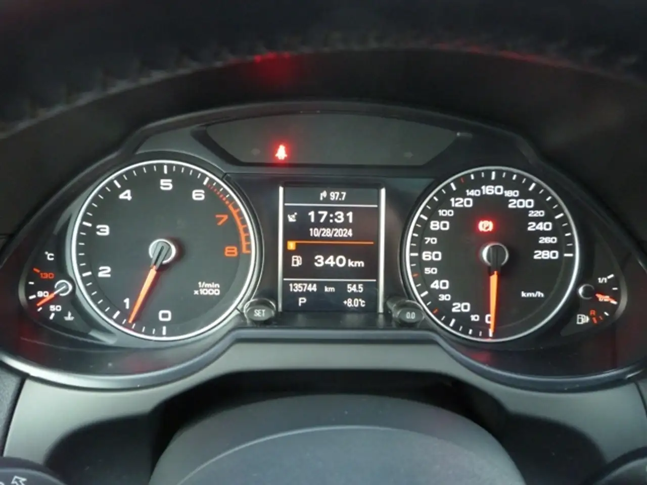Audi Q5 снимка Audi Q5