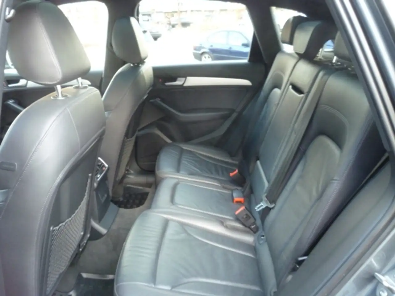 Audi Q5 снимка Audi Q5