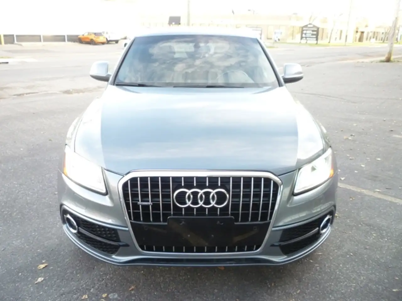 Audi Q5 снимка Audi Q5