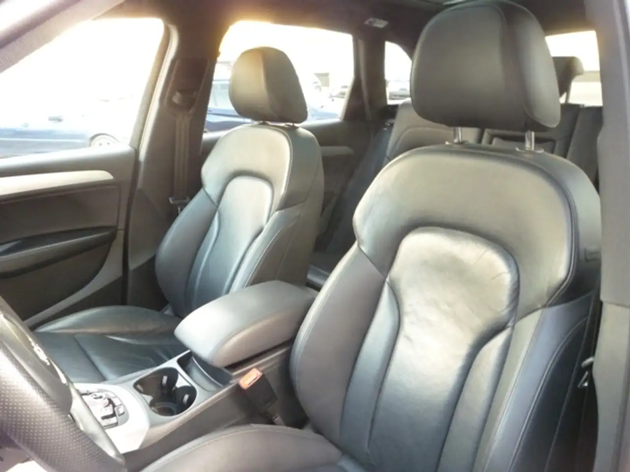 Audi Q5 снимка Audi Q5