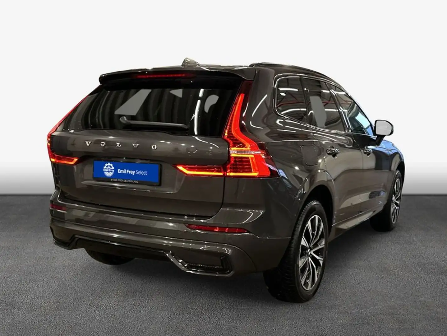 Volvo XC60 XC60 B4 AWD Plus-Dark Aut PilotAssist BLIS Leder Grau - 2