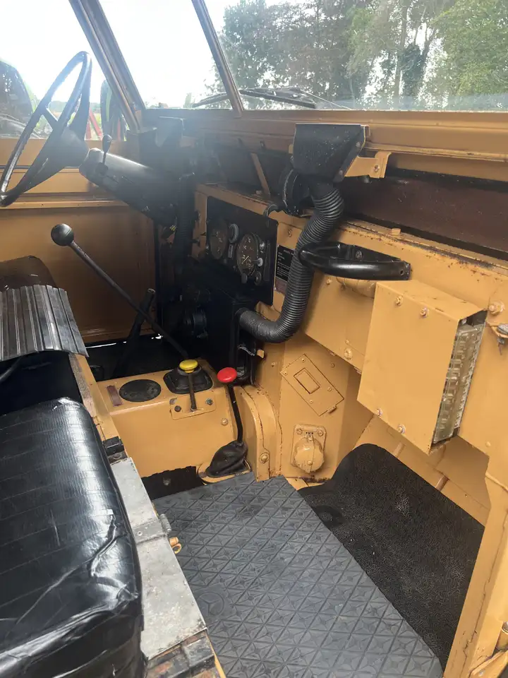 Land Rover Lightweight. Volledig gerestaureerd. Start en rijd, foto 3