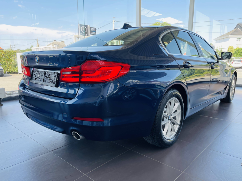 BMW 518 dA *** GARANTIE + COCKPIT + LED + CUIR + GPS *** — photo 5
