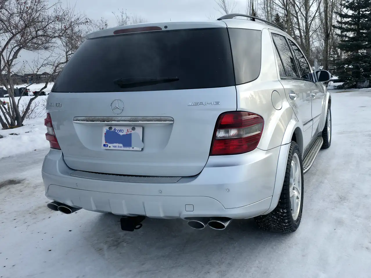 Mercedes-Benz M-Class снимка Mercedes-Benz M-Class