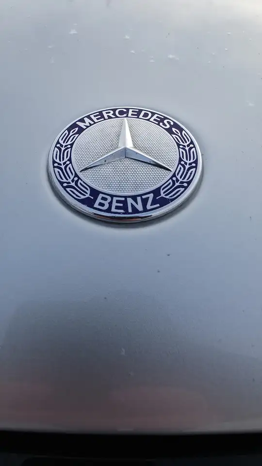 Mercedes-Benz M-Class снимка Mercedes-Benz M-Class