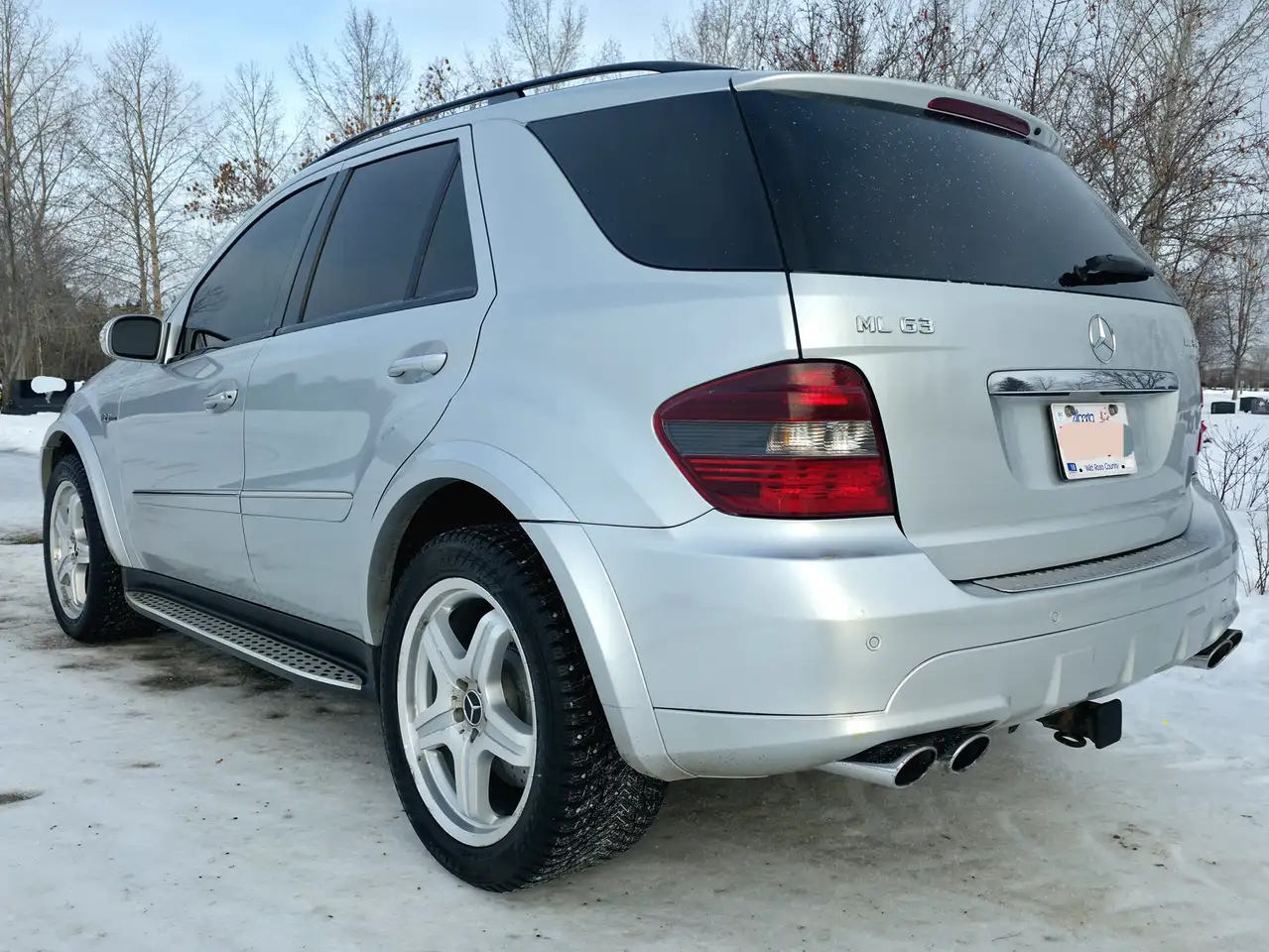 Mercedes-Benz M-Class снимка Mercedes-Benz M-Class