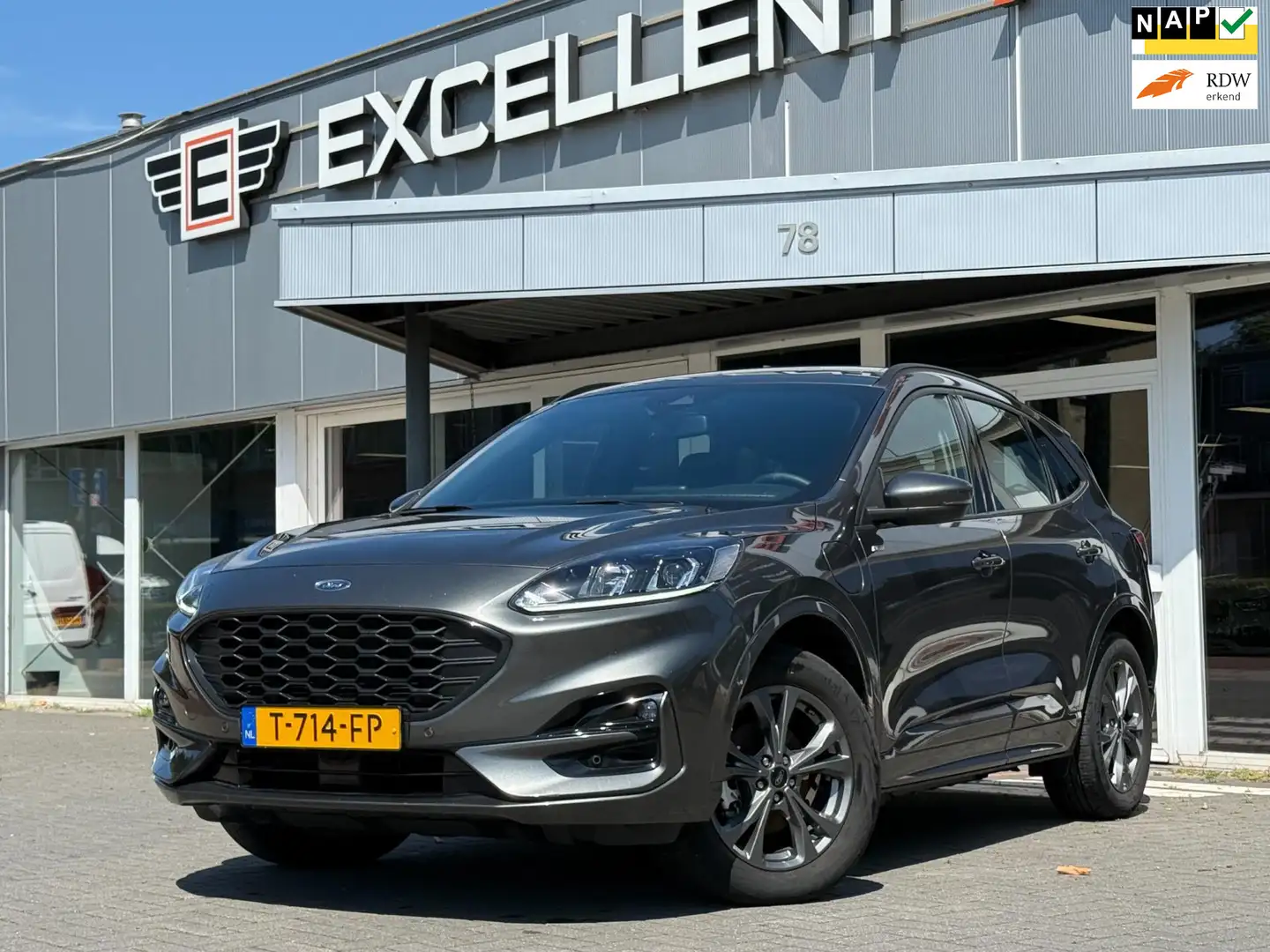 Ford Kuga 2.5 PHEV ST-Line Grijs - 1