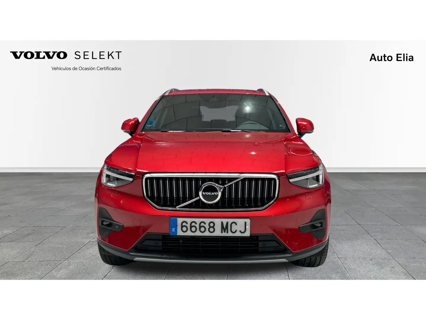 Volvo XC40 T4 Recharge Core Aut. Rojo - 2
