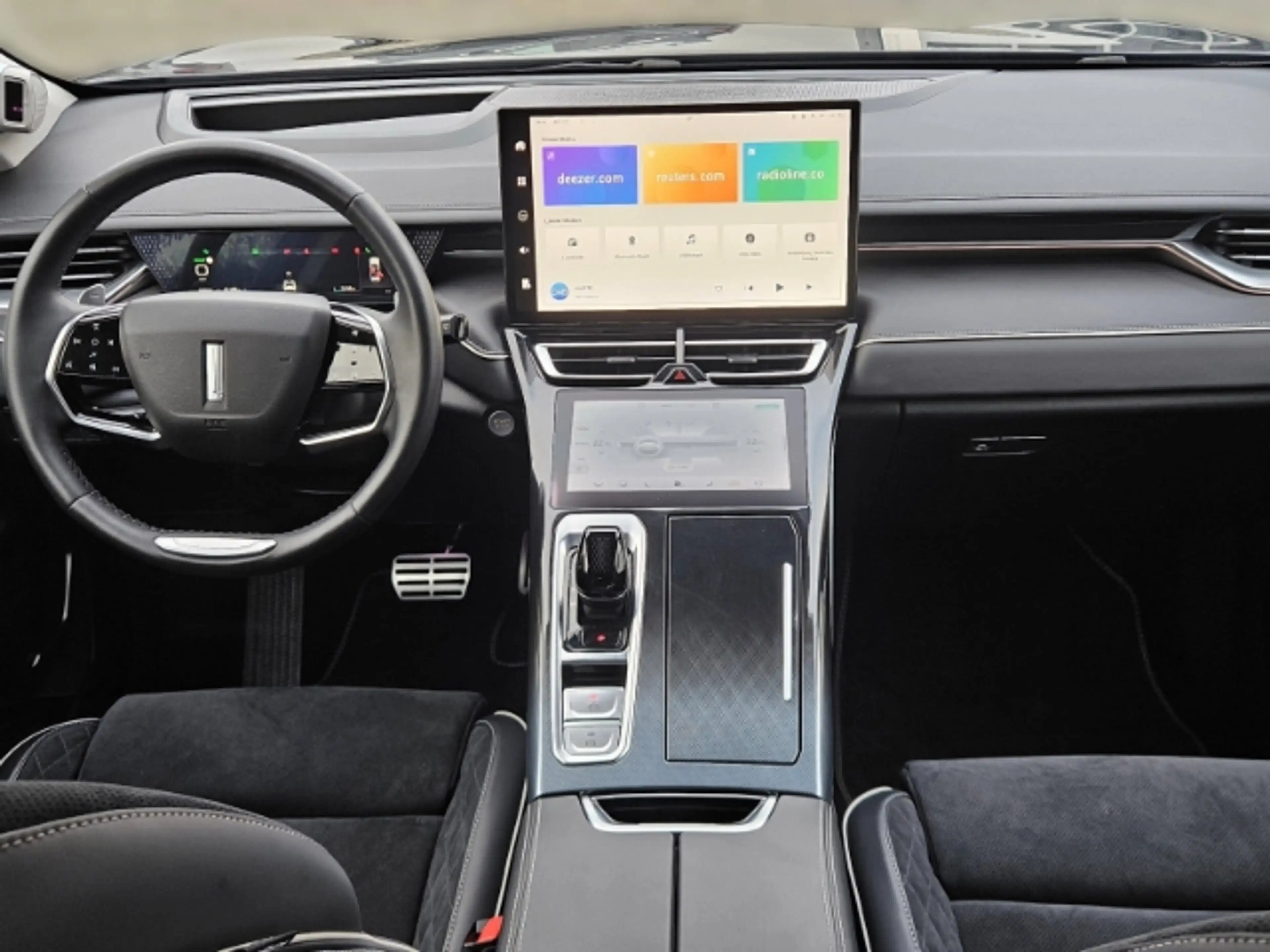 GWM WEY 05 Luxury 2.0 AWD Sitzkomfortpaket Plug In Hybrid Pow — photo 10