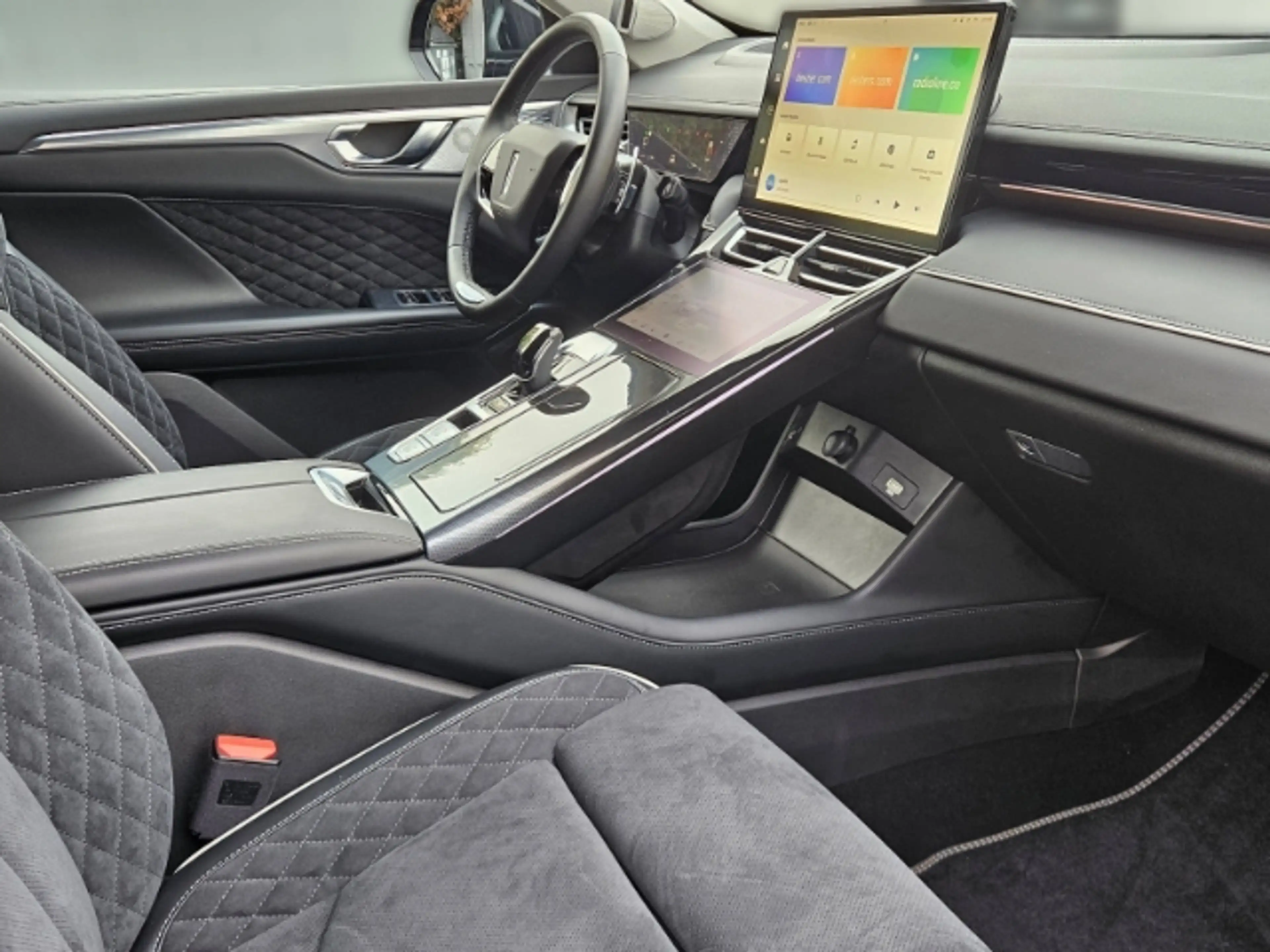 GWM WEY 05 Luxury 2.0 AWD Sitzkomfortpaket Plug In Hybrid Pow — photo 14
