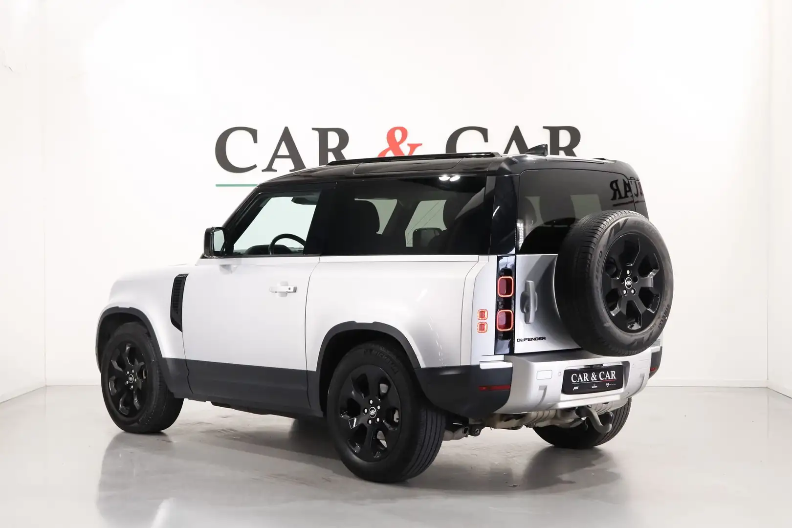 Land Rover Defender 90 3.0D I6 250 CV AWD Auto SE Silber - 2