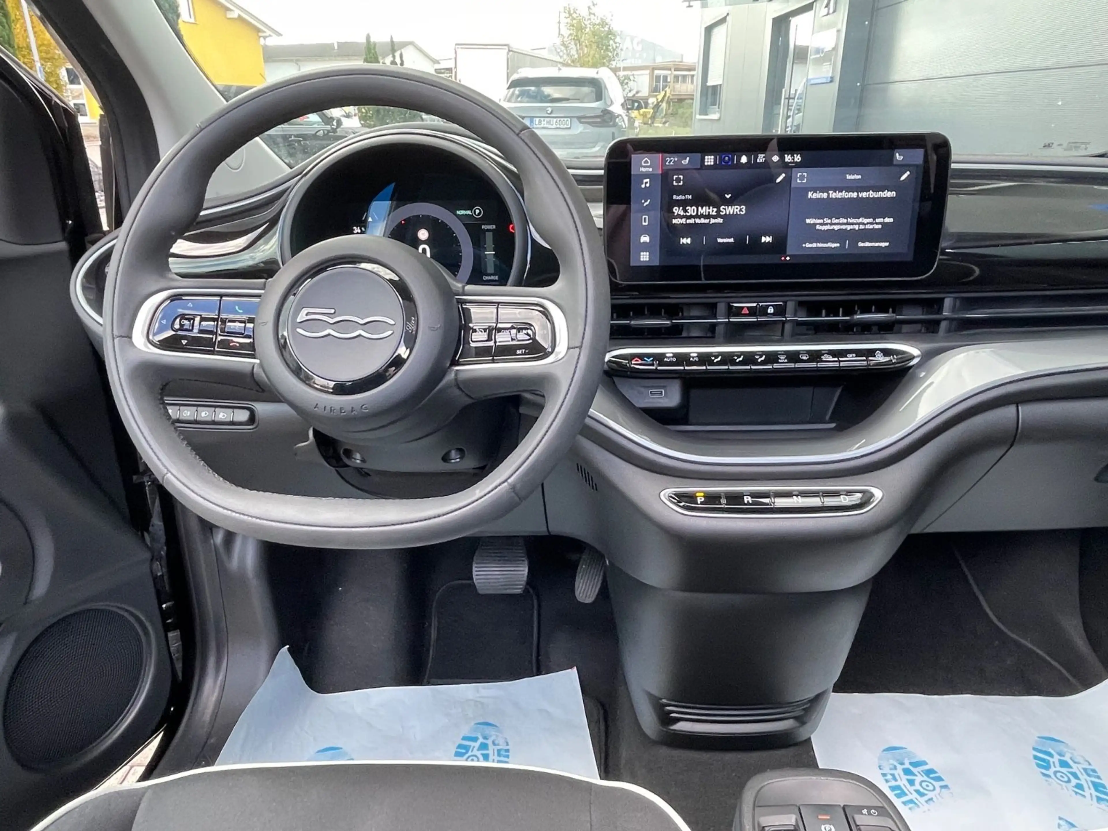 Fiat 500e Cabrio/Style/Komfort/1. Hand/NP 42 TSD — photo 19