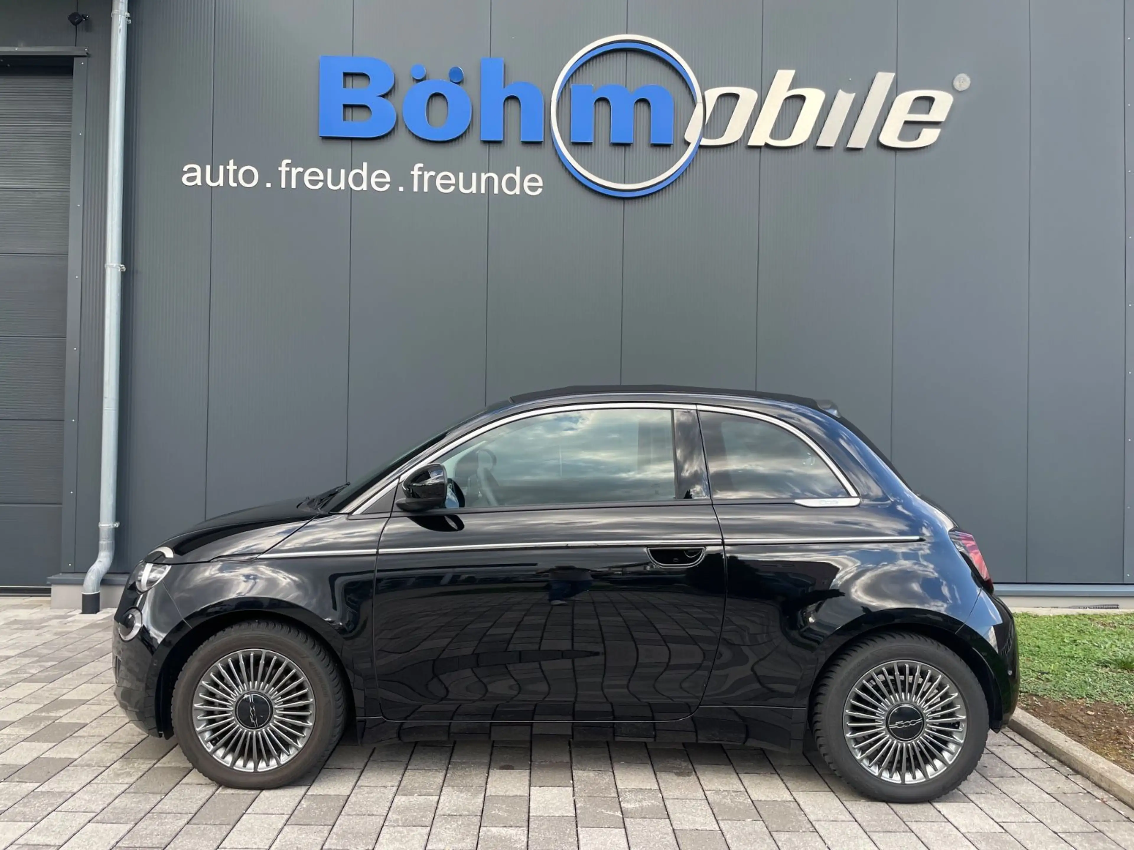 Fiat 500e Cabrio/Style/Komfort/1. Hand/NP 42 TSD — photo 9