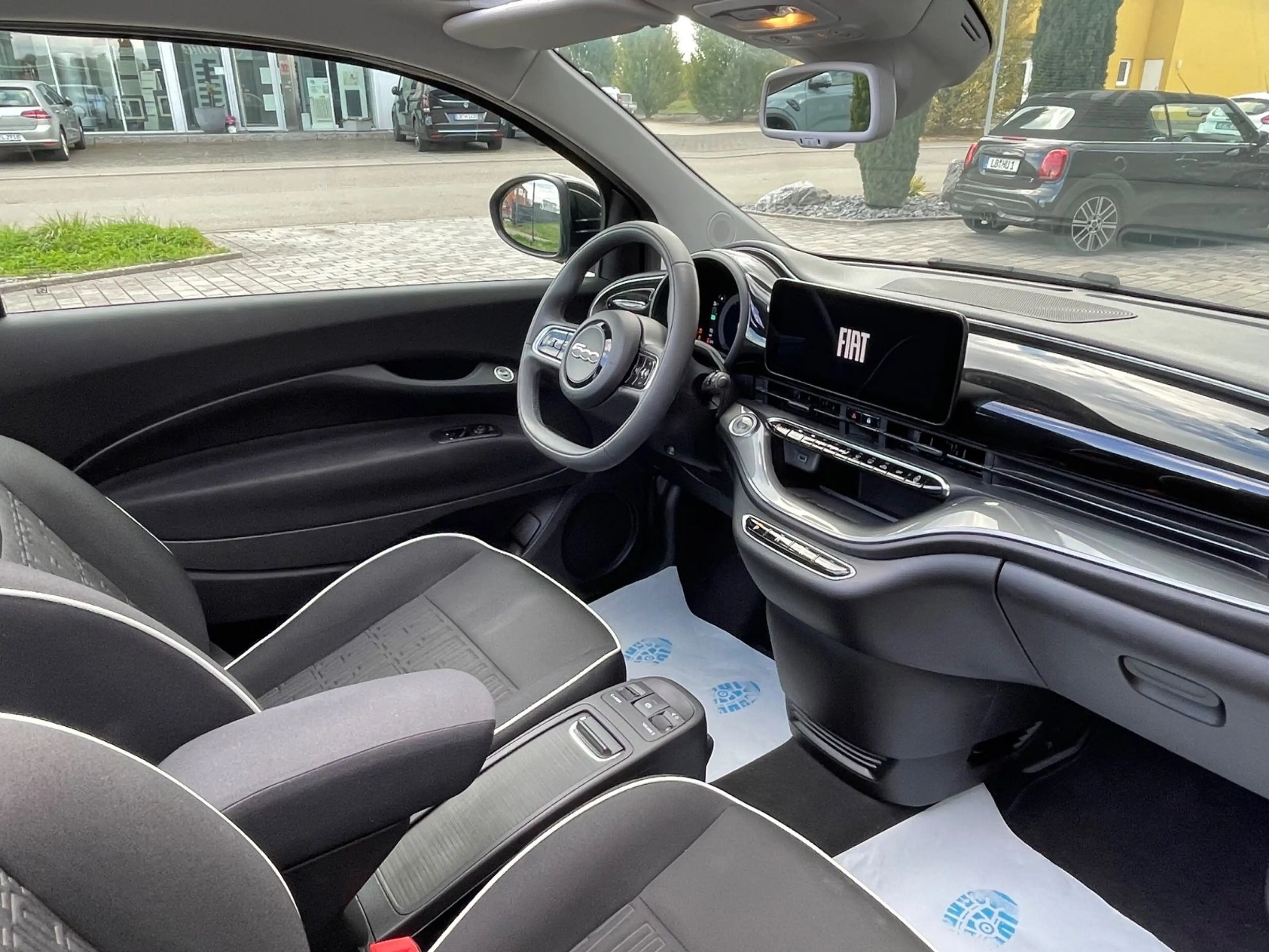 Fiat 500e Cabrio/Style/Komfort/1. Hand/NP 42 TSD — photo 26