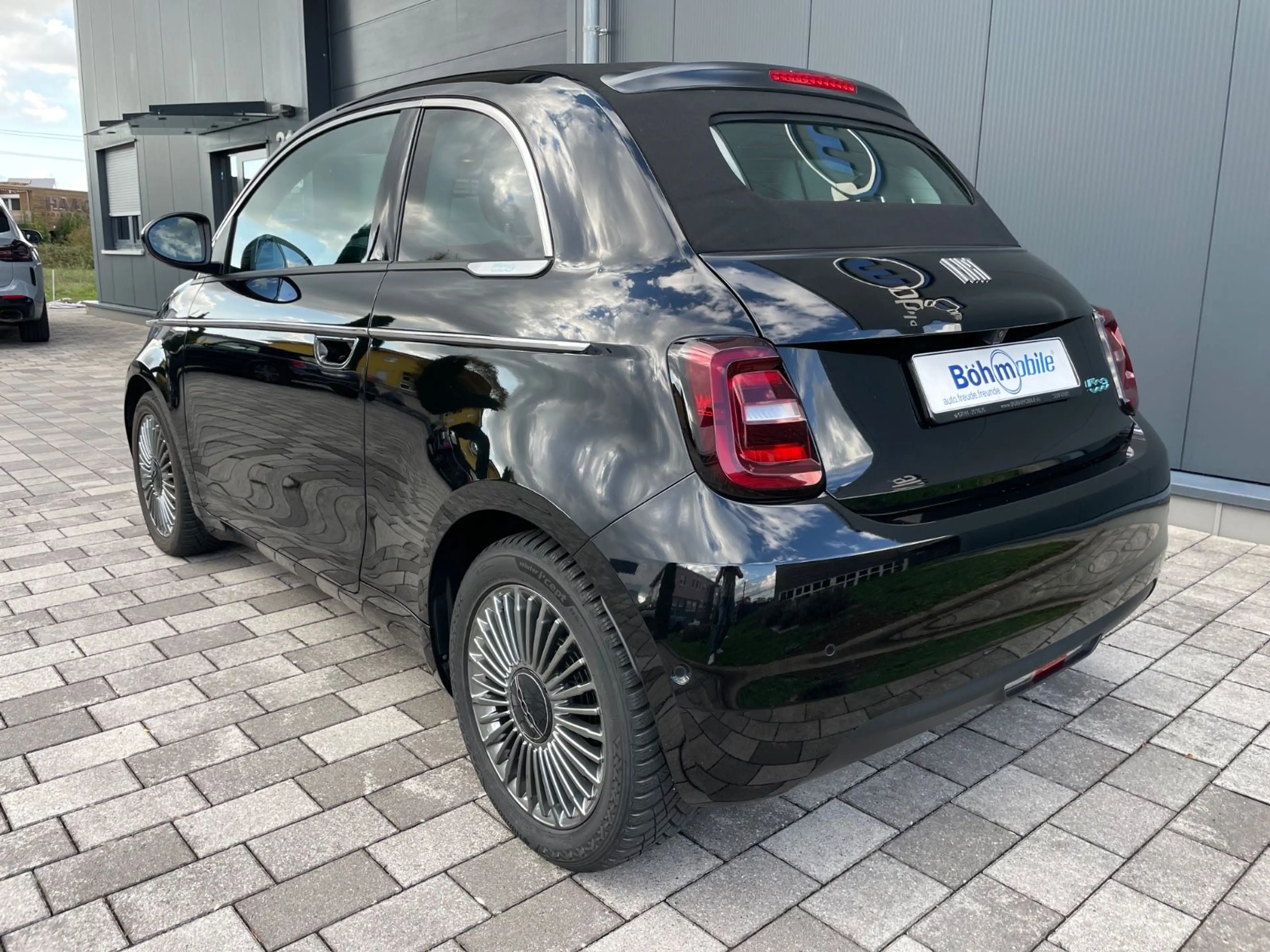 Fiat 500e Cabrio/Style/Komfort/1. Hand/NP 42 TSD — photo 11