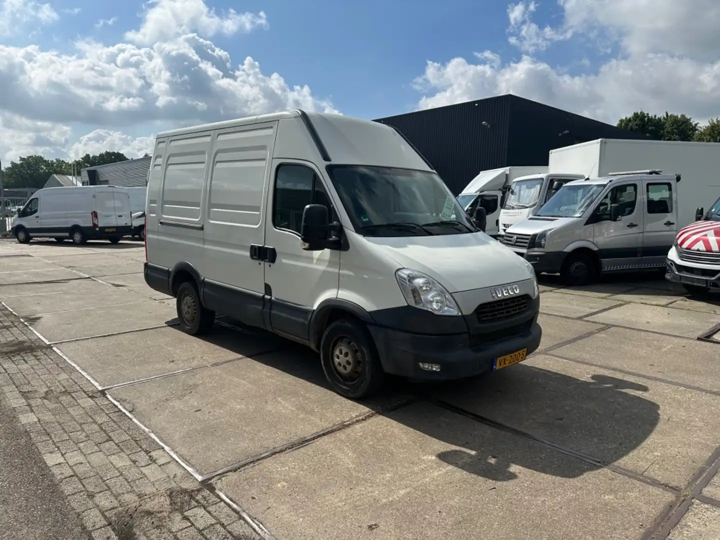 Iveco 35S13 V L2H2 Alb - 1