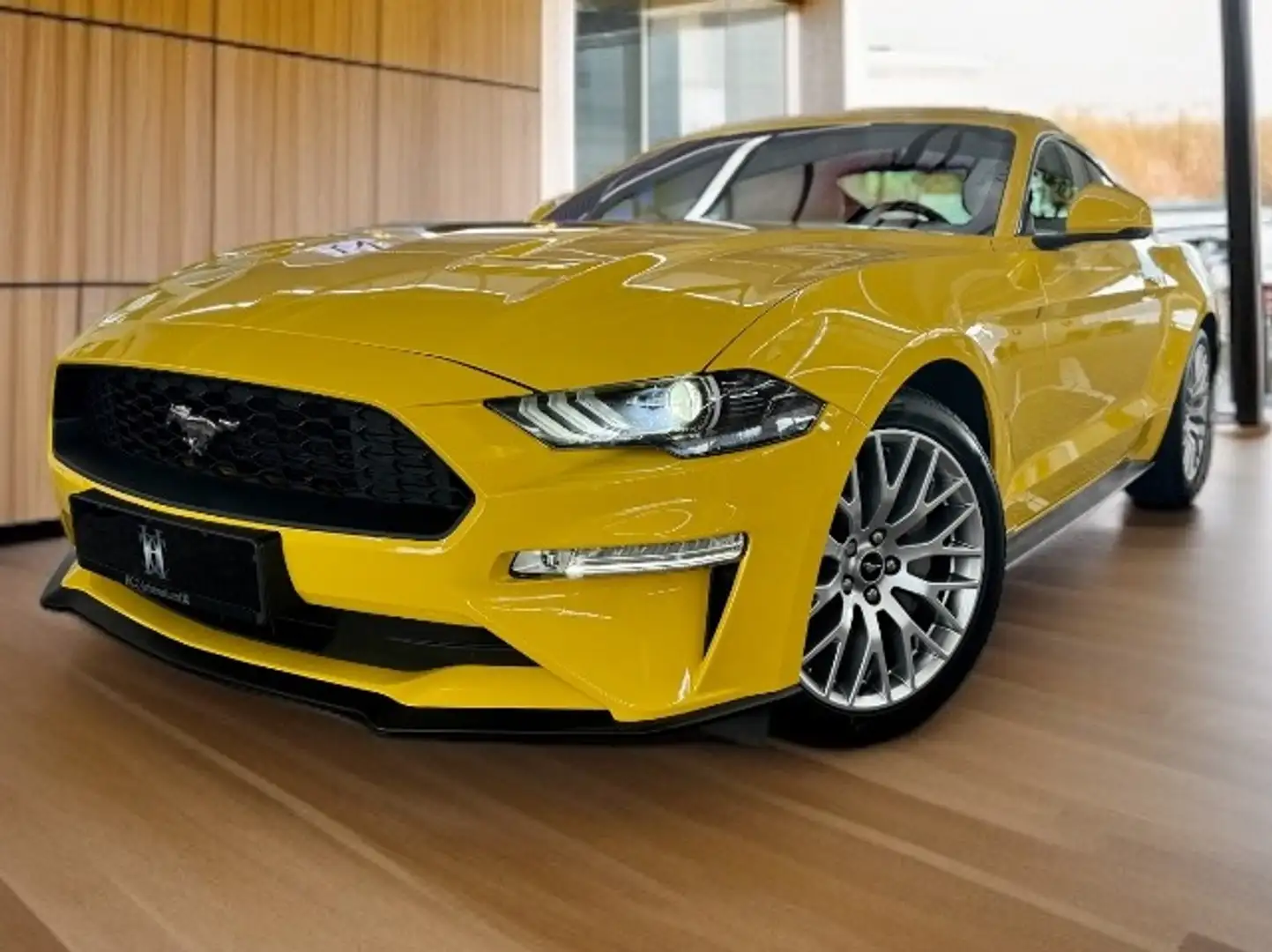 Ford Mustang 2,3 EB Fastback 4 J Garantie+FRONTKAMERA Amarillo - 1