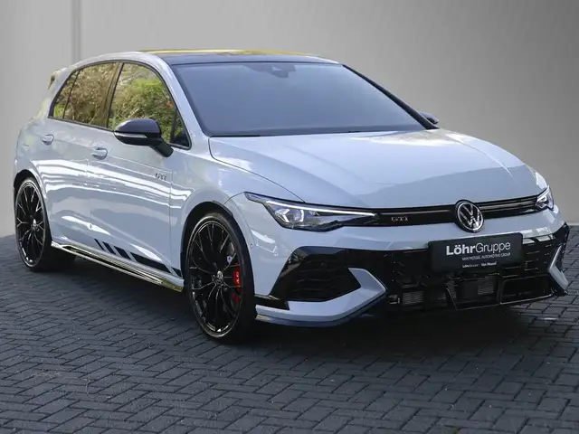Volkswagen Golf view 5