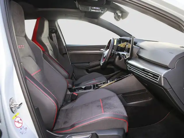 Volkswagen Golf view 9