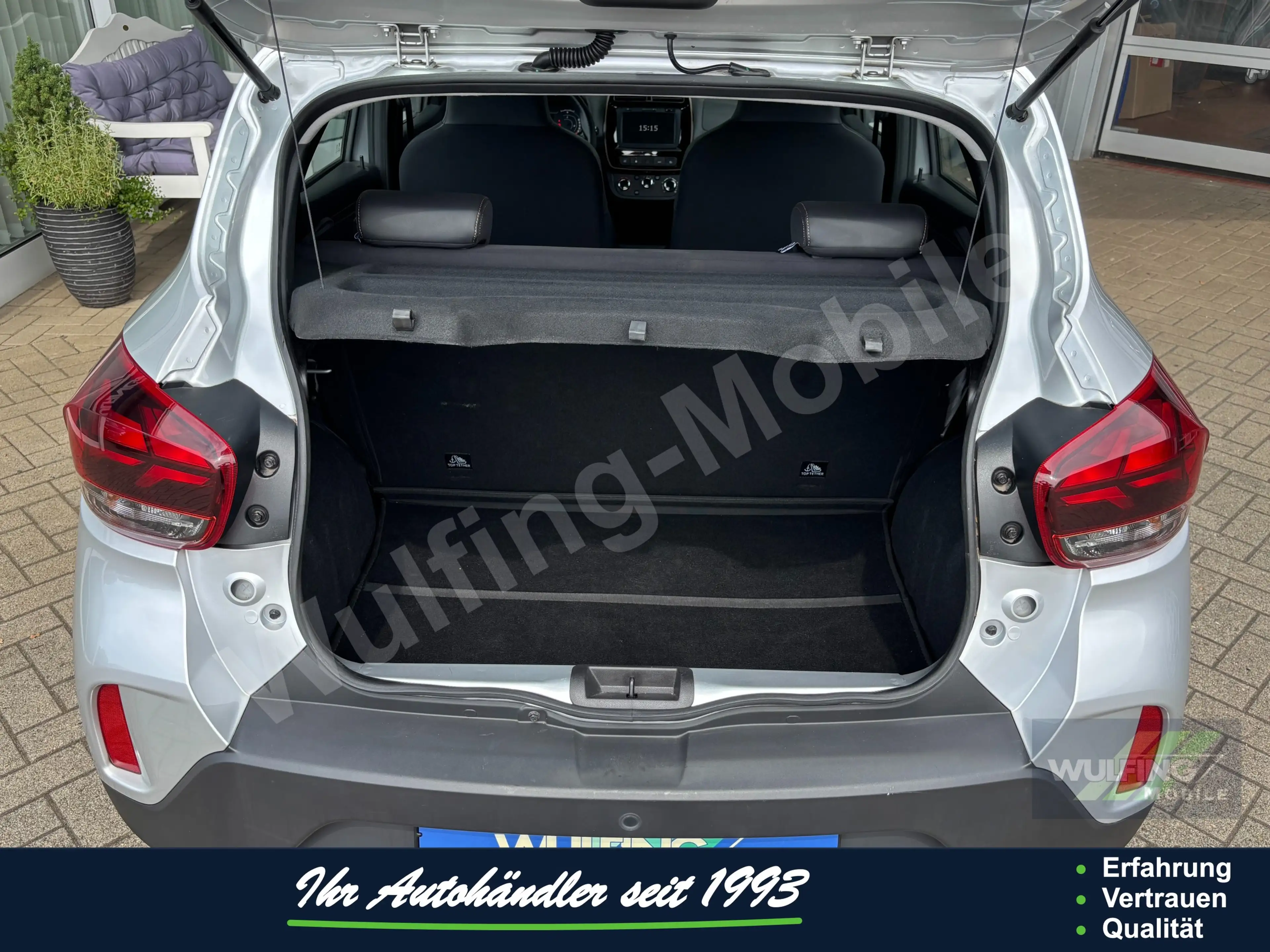 Dacia Spring Extreme Garantie-Verläng. 08.2027 Navi LED — photo 11