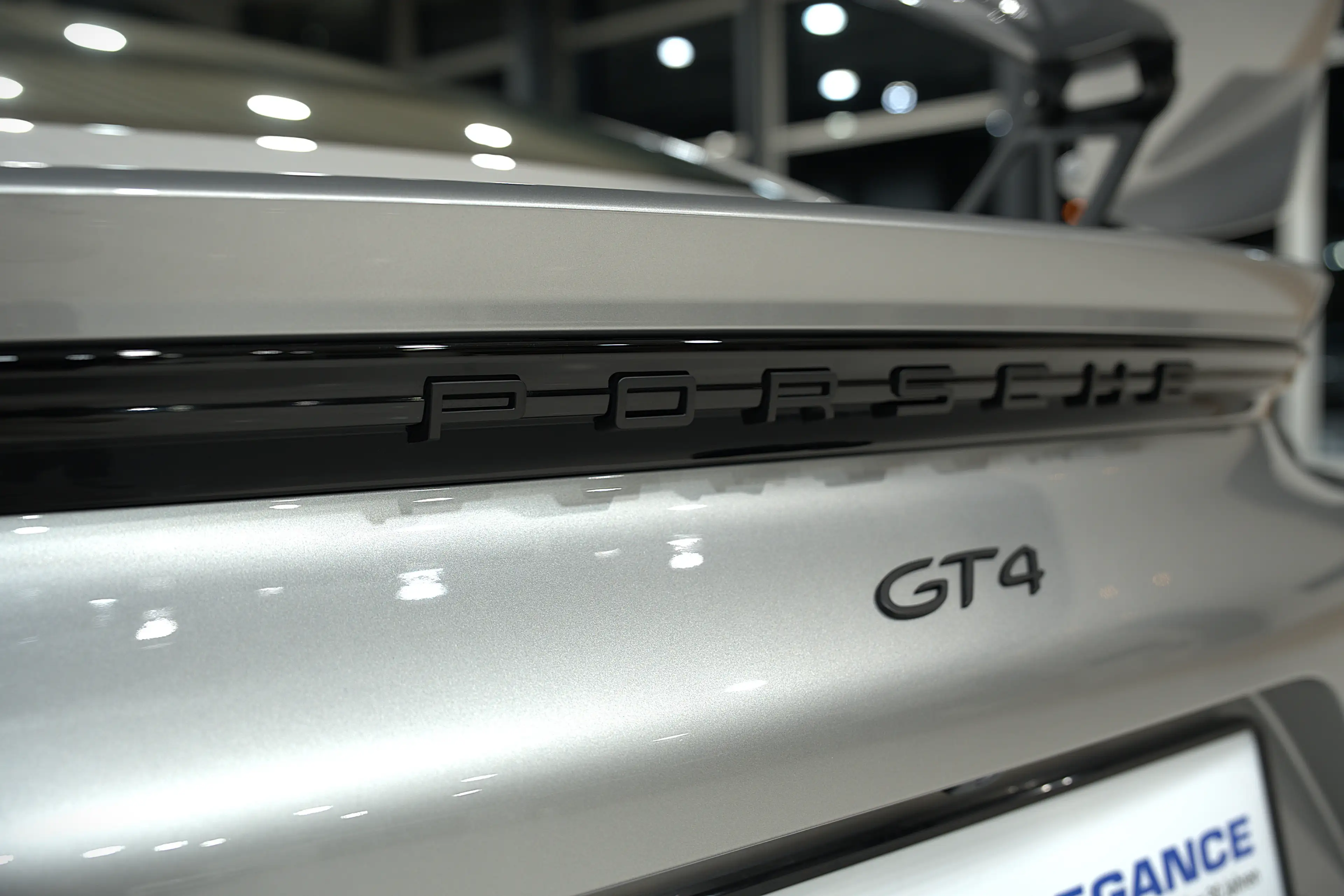 Porsche Cayman 718 GT4*CARBON-SCHALEN*SPORT-CHRONO*BOSE* — photo 14