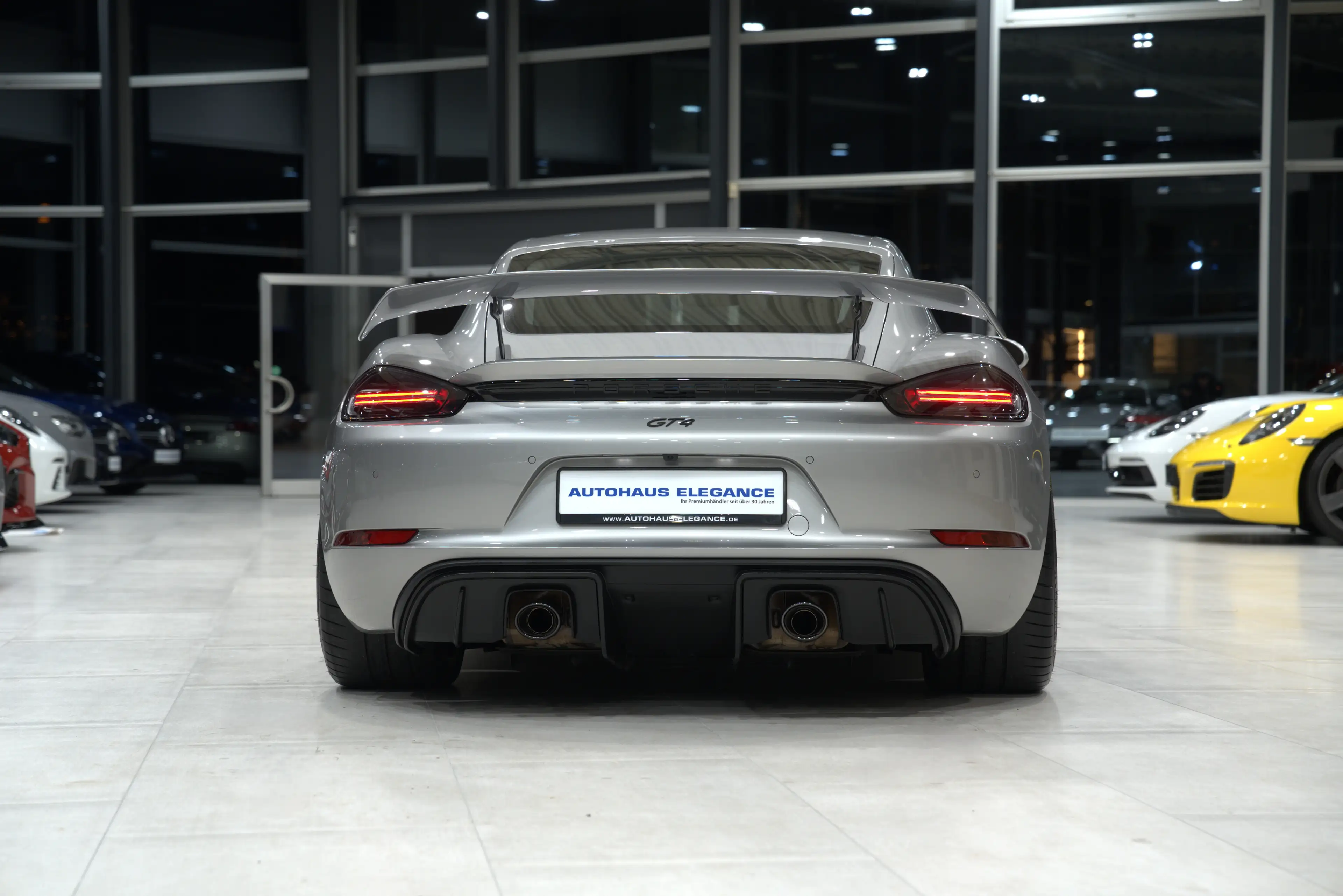 Porsche Cayman 718 GT4*CARBON-SCHALEN*SPORT-CHRONO*BOSE* — photo 4