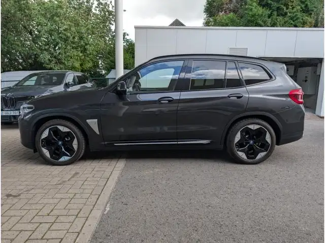 BMW Ix3 view 3