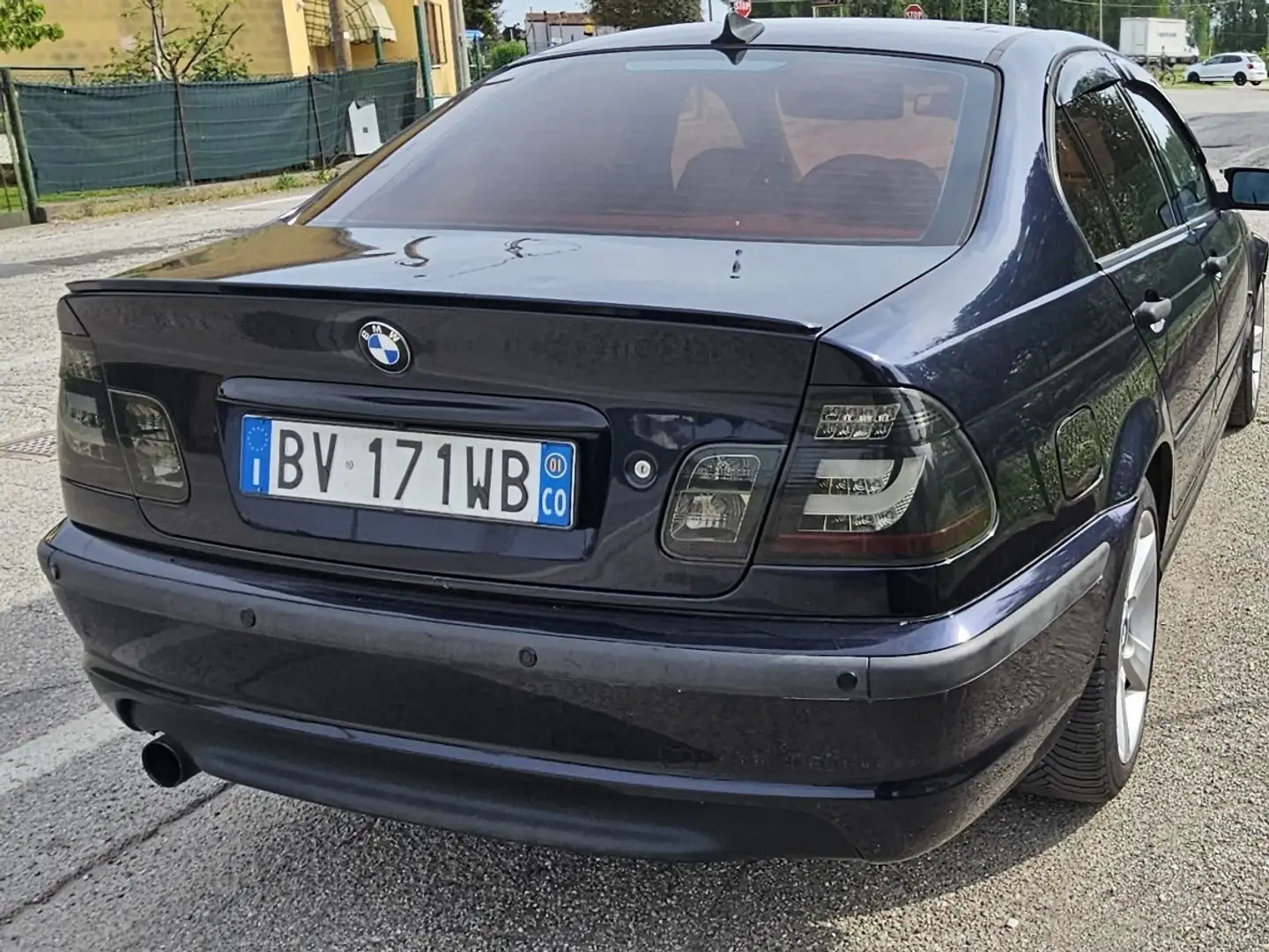 BMW 318 318i Blue - 1