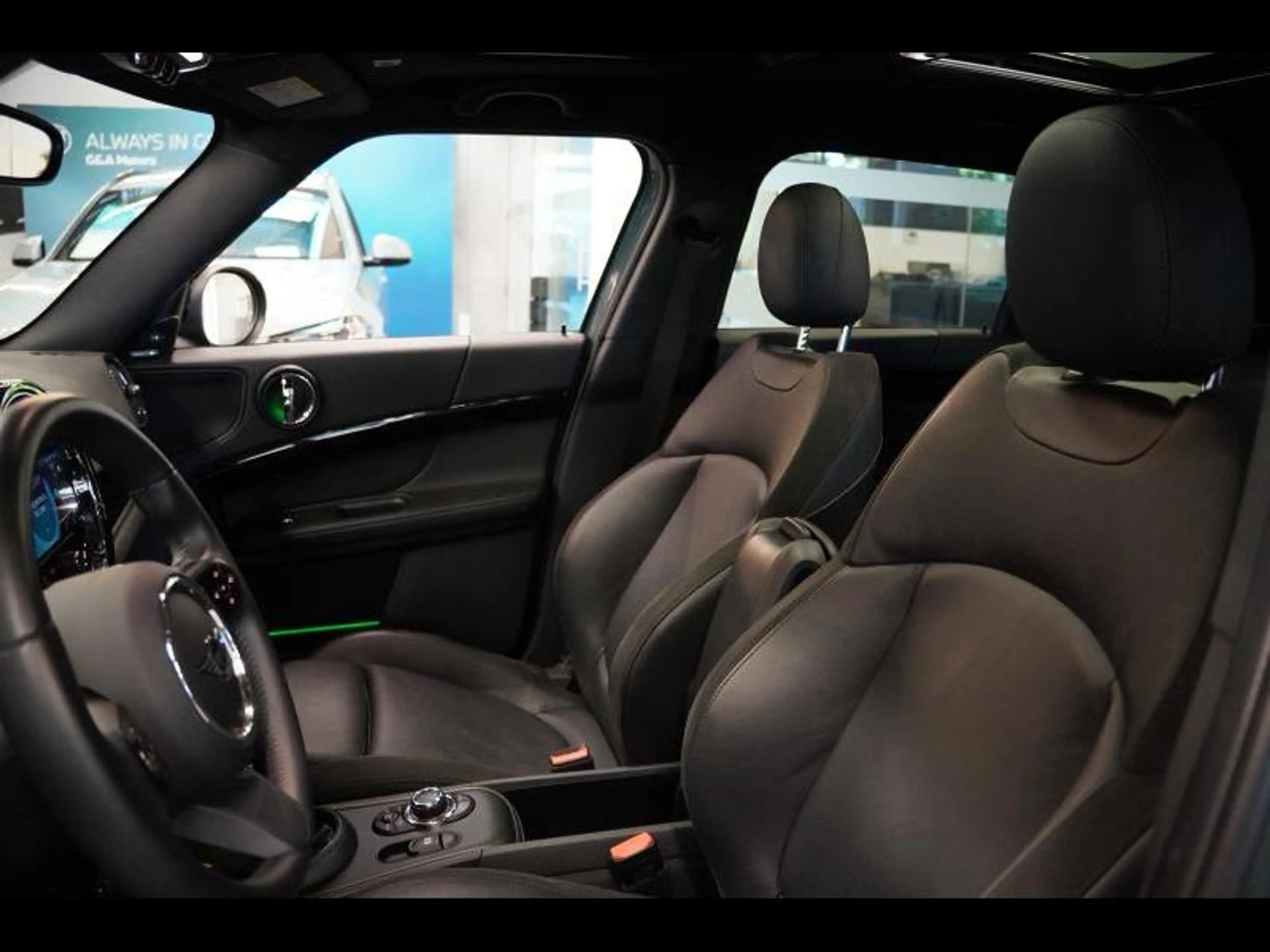MINI Cooper SE Countryman PANORAMADAK CAMERA LEDER HARMANKARDON — photo 10