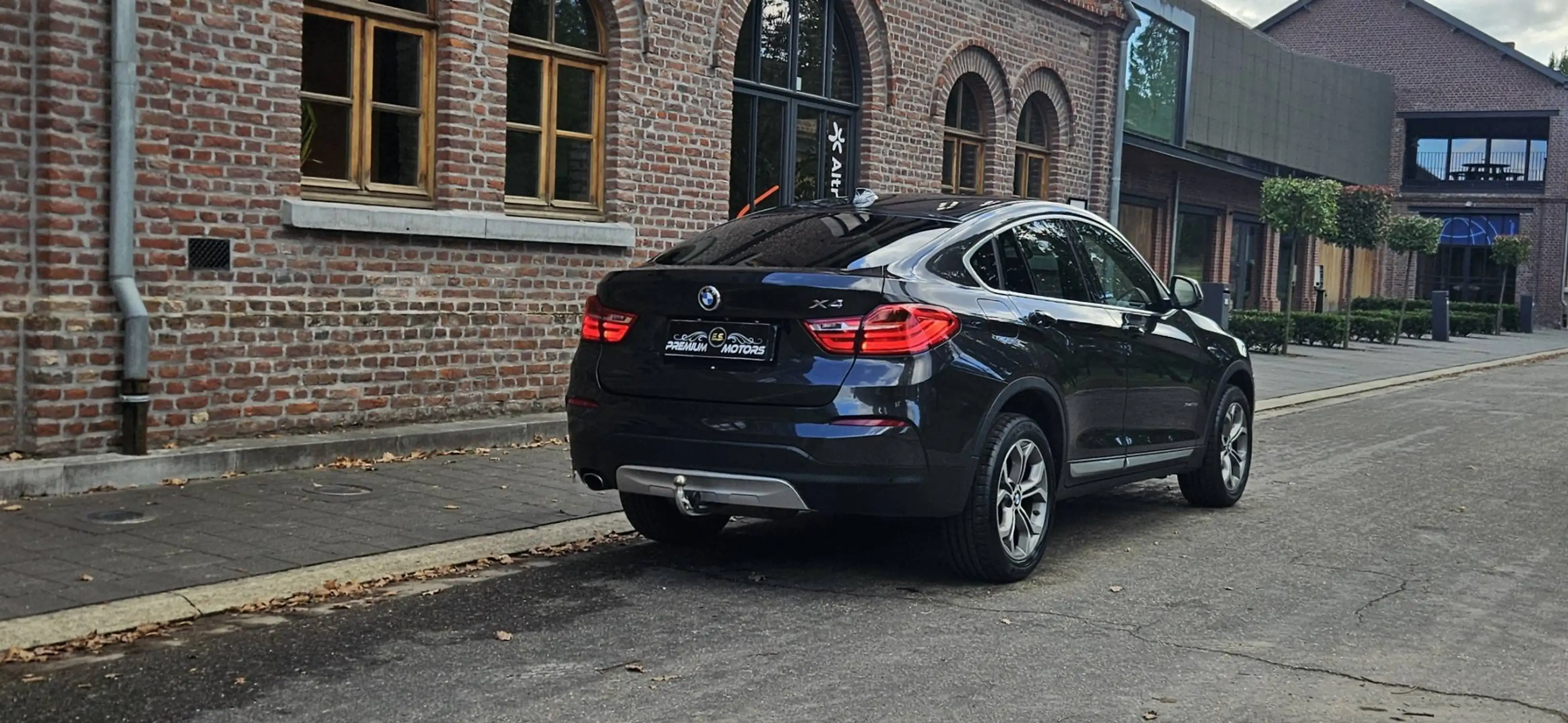 BMW X4 xDrive20 X LINE SPORT/LEDER/XENON/CAMERA/NAVI PROFF/***TOP STAAT — photo 3
