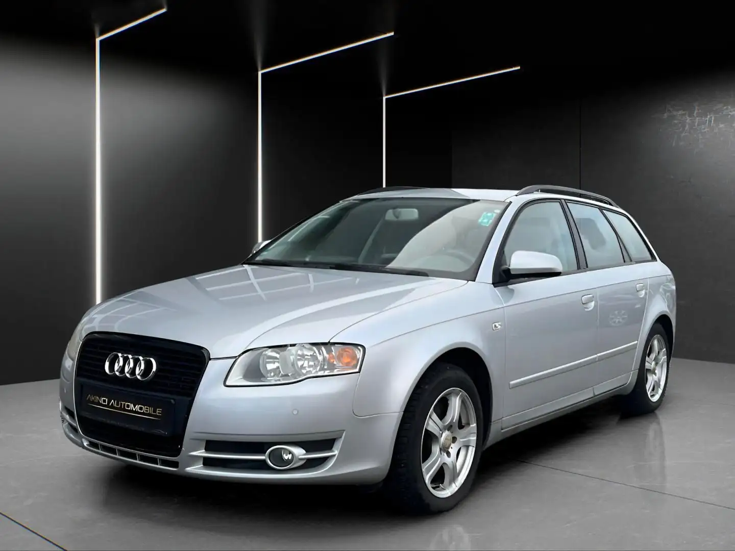 Audi A4 Avant 2.0 TDI *170PS*Anhängerk.*Shz*1HAND Silber - 2