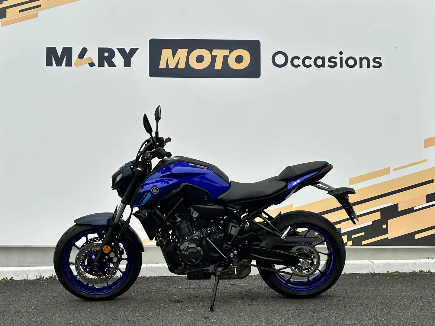 Yamaha MT-07 Bleu - 1