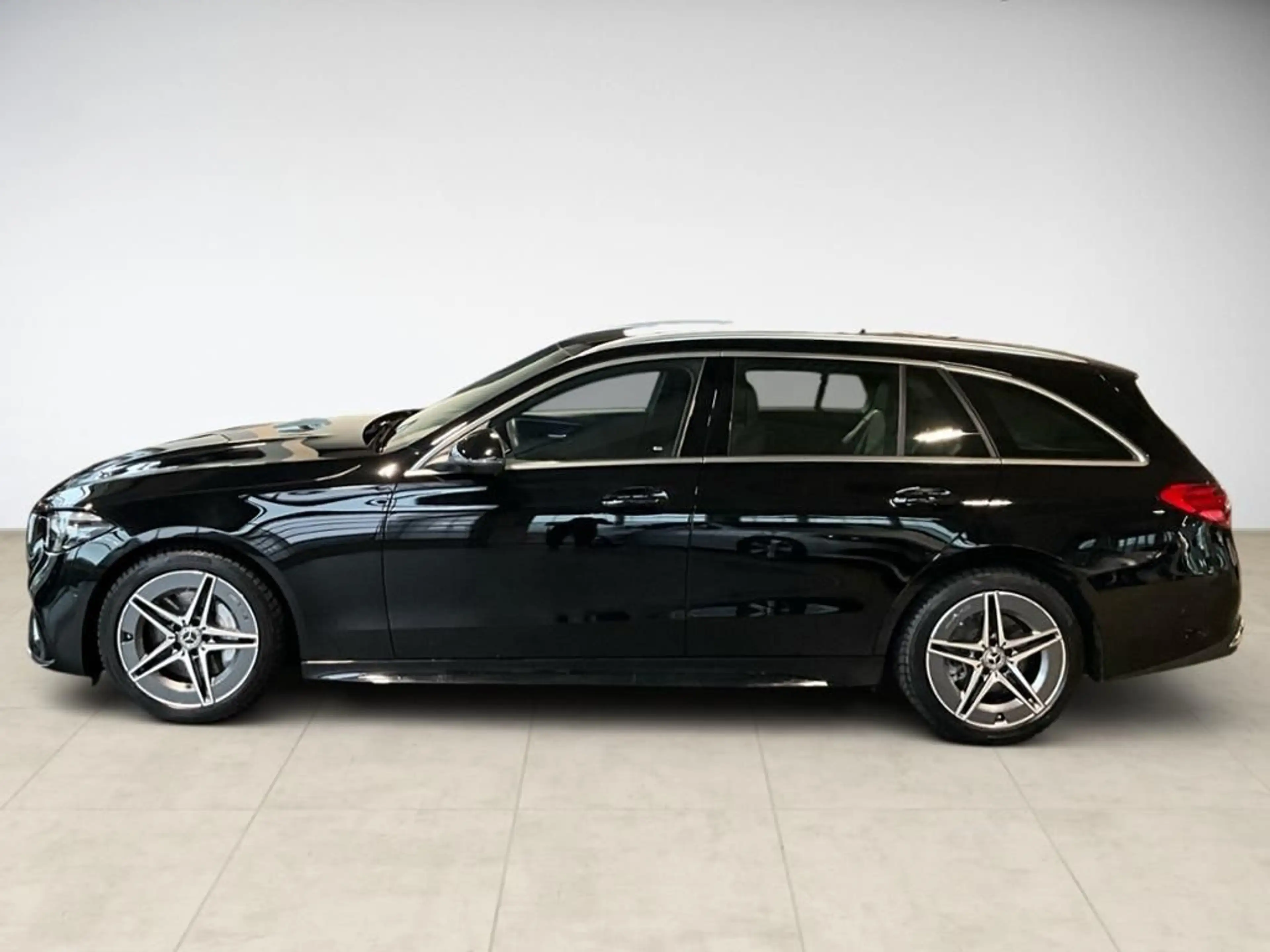 Mercedes-Benz C 300 d T AMG Style AHK AUT Akustikglas Kam. LED — photo 3