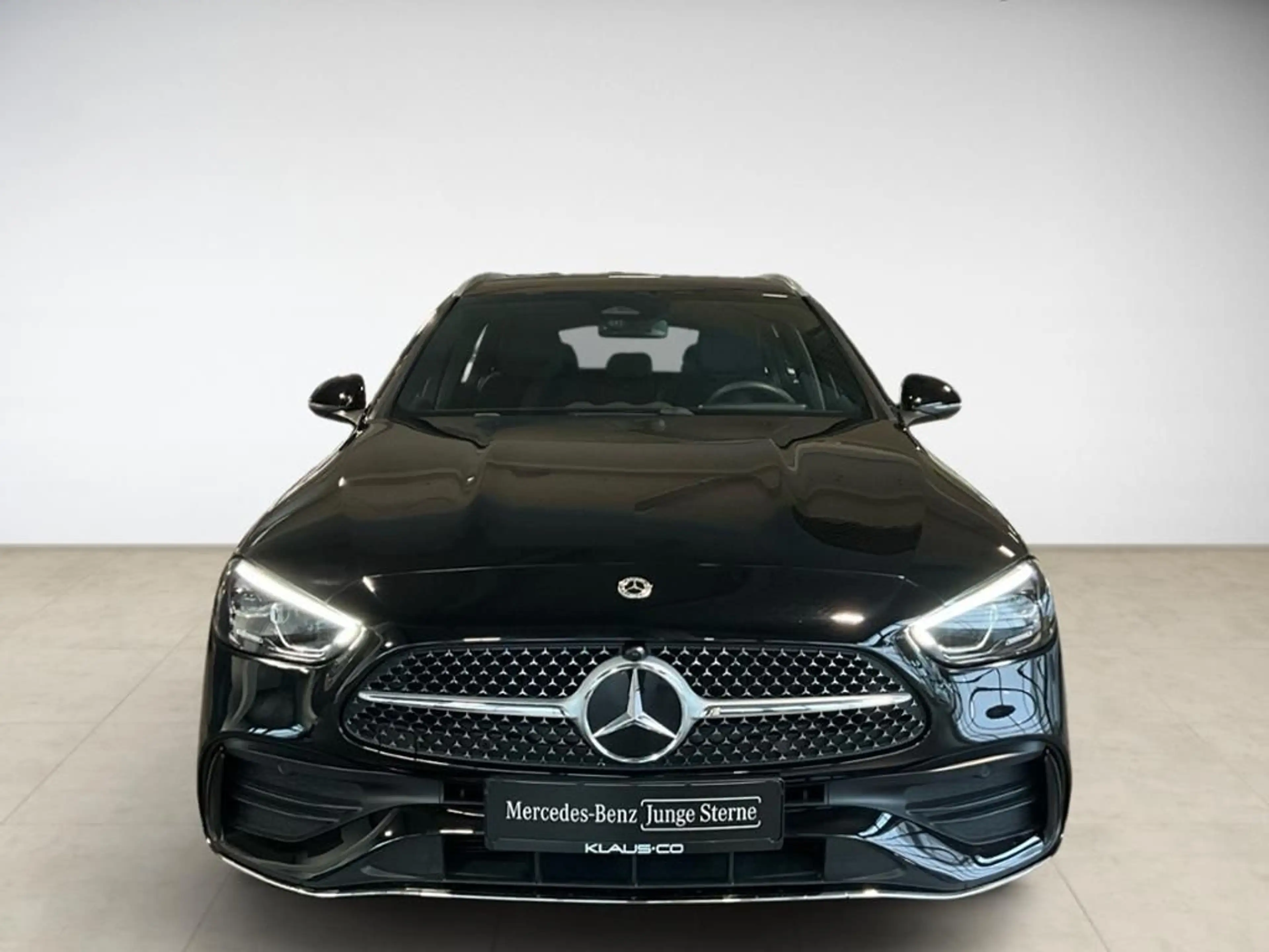 Mercedes-Benz C 300 d T AMG Style AHK AUT Akustikglas Kam. LED — photo 2