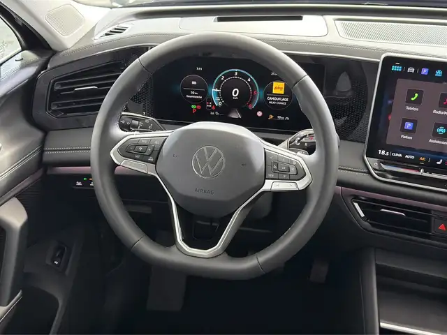 Volkswagen Tiguan view 8