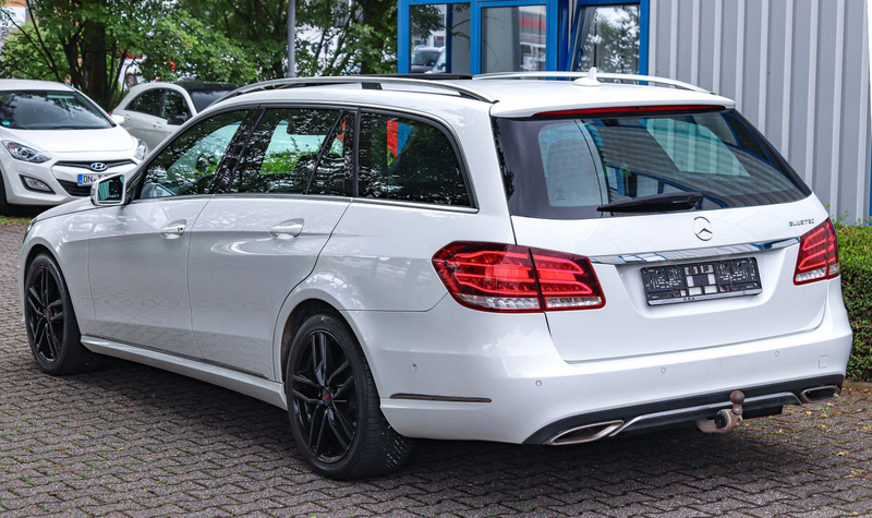 Mercedes-Benz E 350 E350 T 4Matic*T.LEDER*LED*AHK*S.DACH*TEMPO*PDC — photo 7